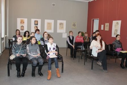 Алтайская краевая библиотека провела акцию «День Тютчева на Алтае»