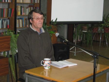 Встреча с известным поэтом, членом Союза писателей России, уроженцем Алтайского края И. Ф. Ждановым