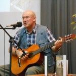 В «Шишковке» побывал известный писатель и кинодраматург Сергей Трахимёнок В «Шишковке» побывал известный писатель и кинодраматург Сергей Трахимёнок