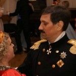 Дуэлянты в салоне Анны Шерер: в Барнауле театрализованным действом открывается выставка «Русский исторический роман». Дуэлянты в салоне Анны Шерер: в Барнауле театрализованным действом открывается выставка «Русский исторический роман».