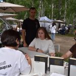 «Если вы есть — будьте лучшими». На фестивале Роберта Рождественского «Шишковка» и 13 библиотек края с блеском представили литературное достояние Алтая