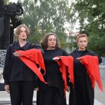 «Смотрела спектакль, как историю своей жизни»: команда «Шишковки» приняла участие в международном книжном фестивале «Красная строка»